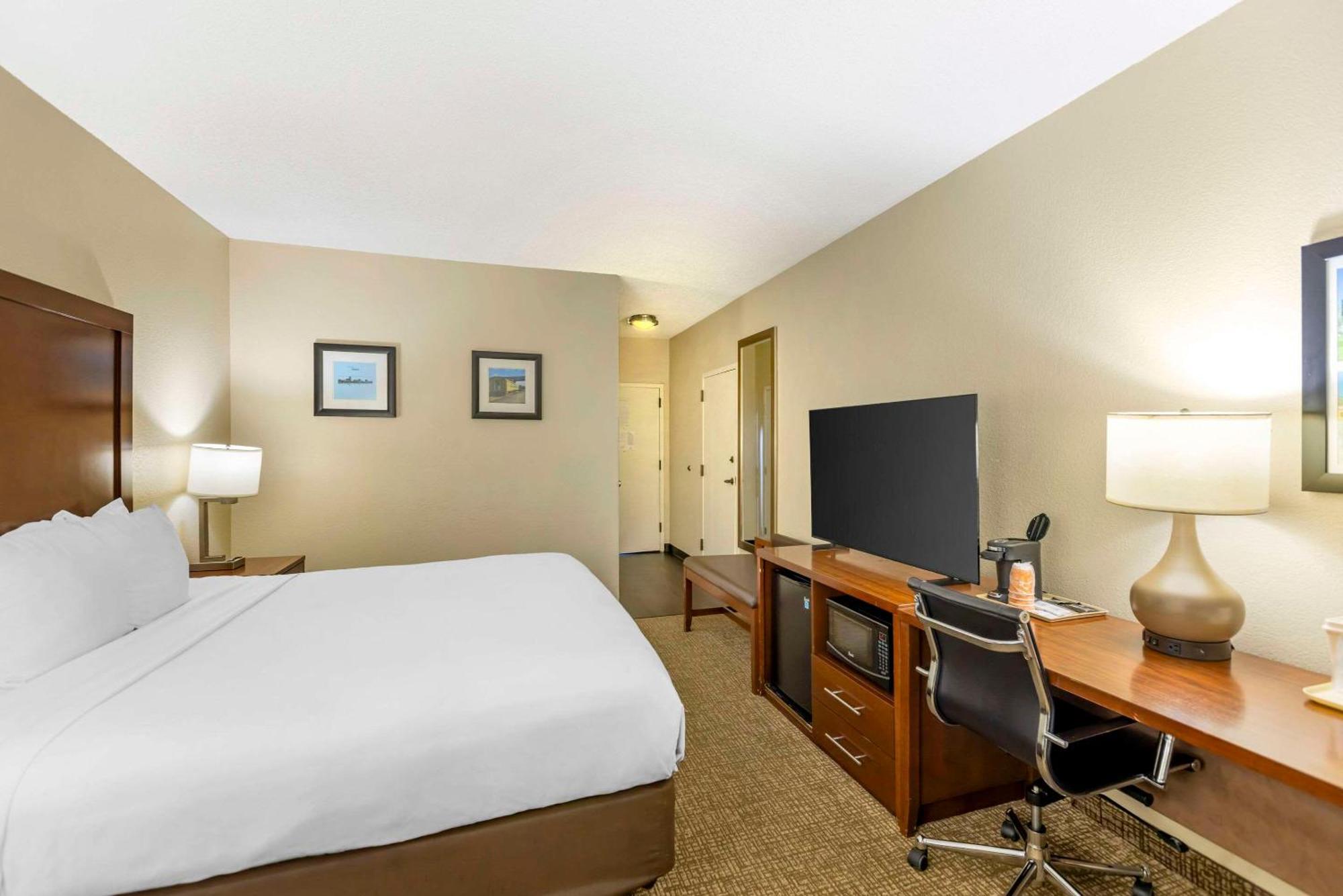 Comfort Inn Меридиан Екстериор снимка